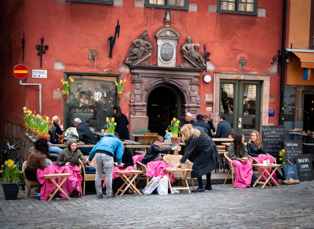 Picture of a hidden café nestled down quiet alleys