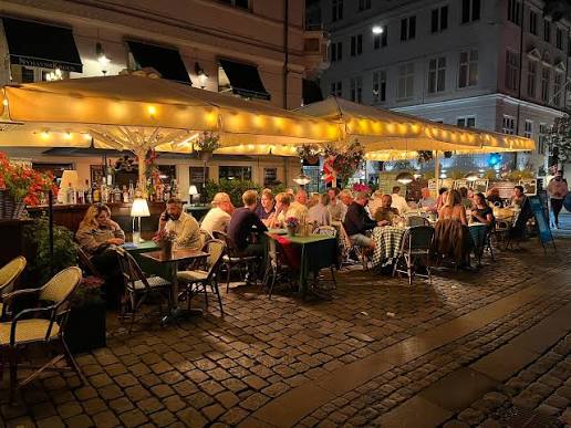 Nyhavnskroen Copenhagen, another favourite crew evening meal venue