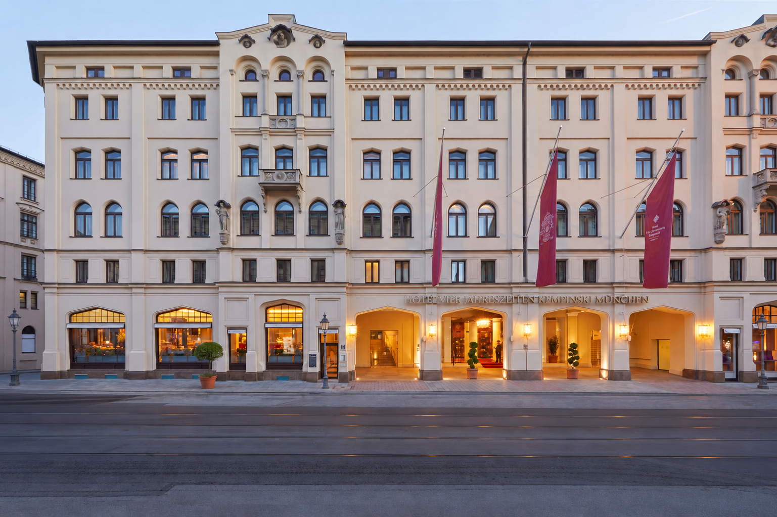 Munich conference venues: Hotel Vier Jahreszeiten Kempinski Munich